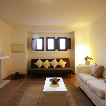 Casa Santo Antonio Holidays * エストリル